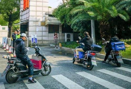 西安外卖小哥最新爆料,揭秘外卖行业幕后真相 第1张 西安外卖小哥最新爆料,揭秘外卖行业幕后真相 第1张